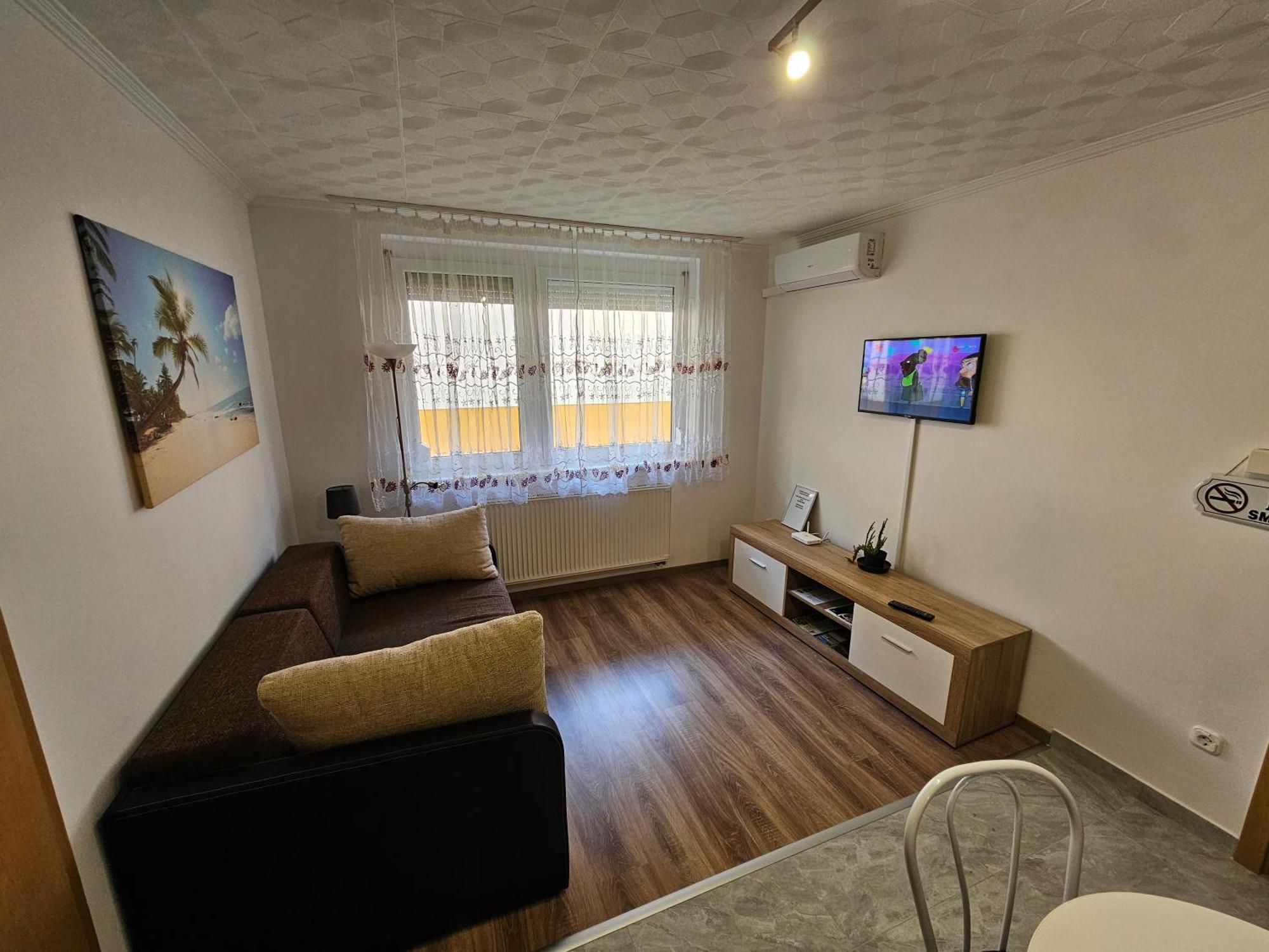 Fischer Apartman 2 Hajduszoboszlo Ngoại thất bức ảnh