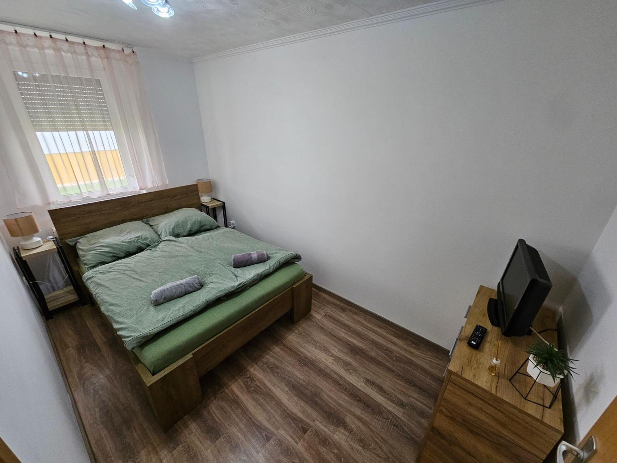 Fischer Apartman 2 Hajduszoboszlo Ngoại thất bức ảnh