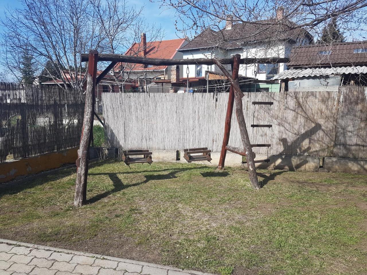 Fischer Apartman 2 Hajduszoboszlo Ngoại thất bức ảnh